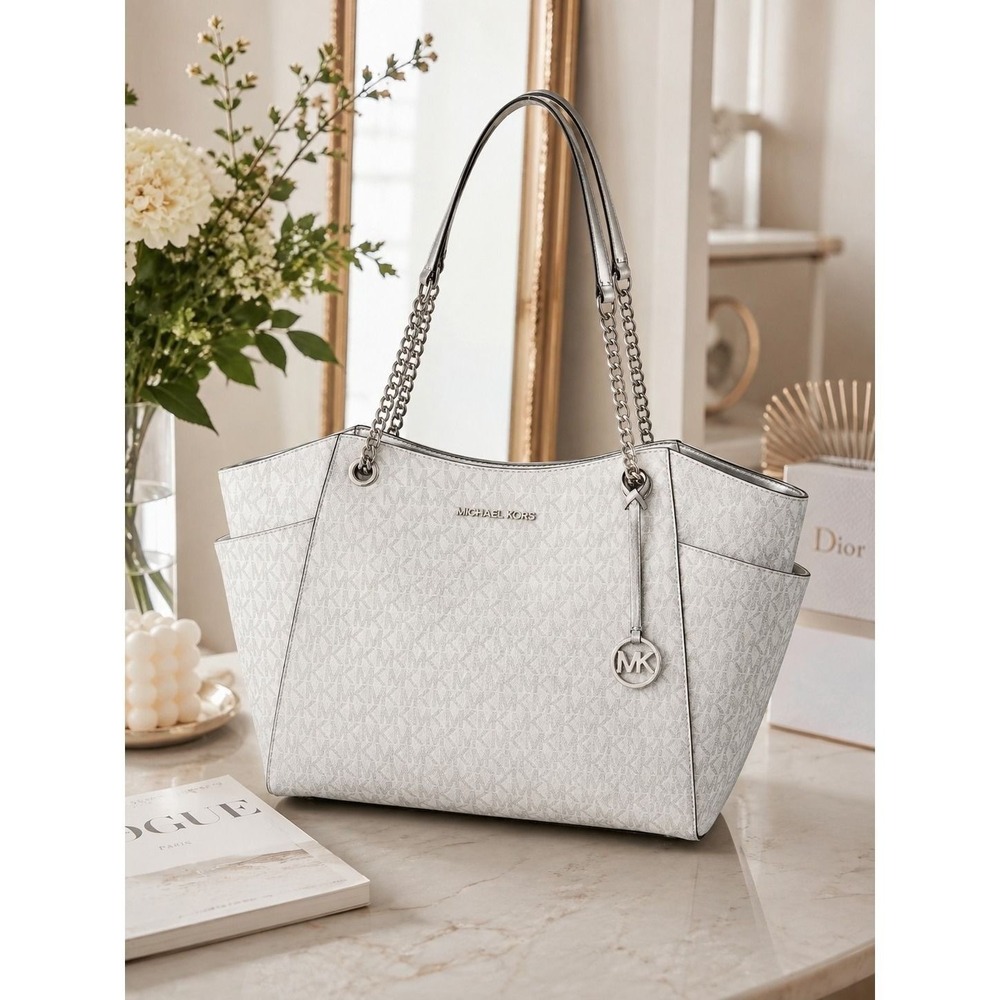 NWT Michael Kors Jet Set Large Shoulder Bag Silver Hardware 35F4STVE3V